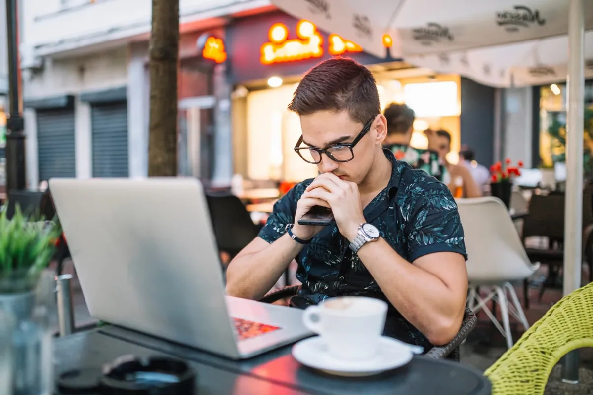 Freelancer working with international clients, online registration